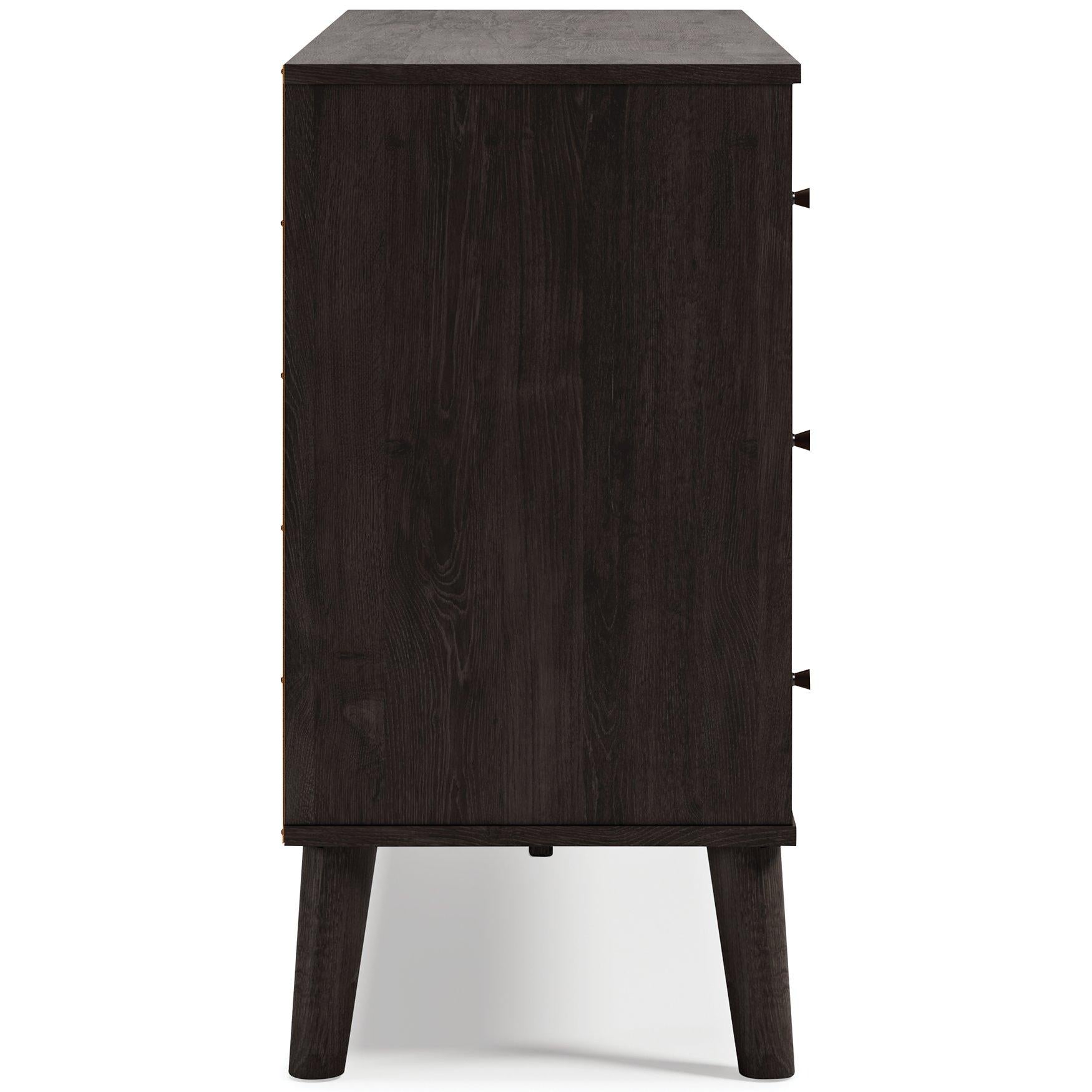 Piperton Dresser