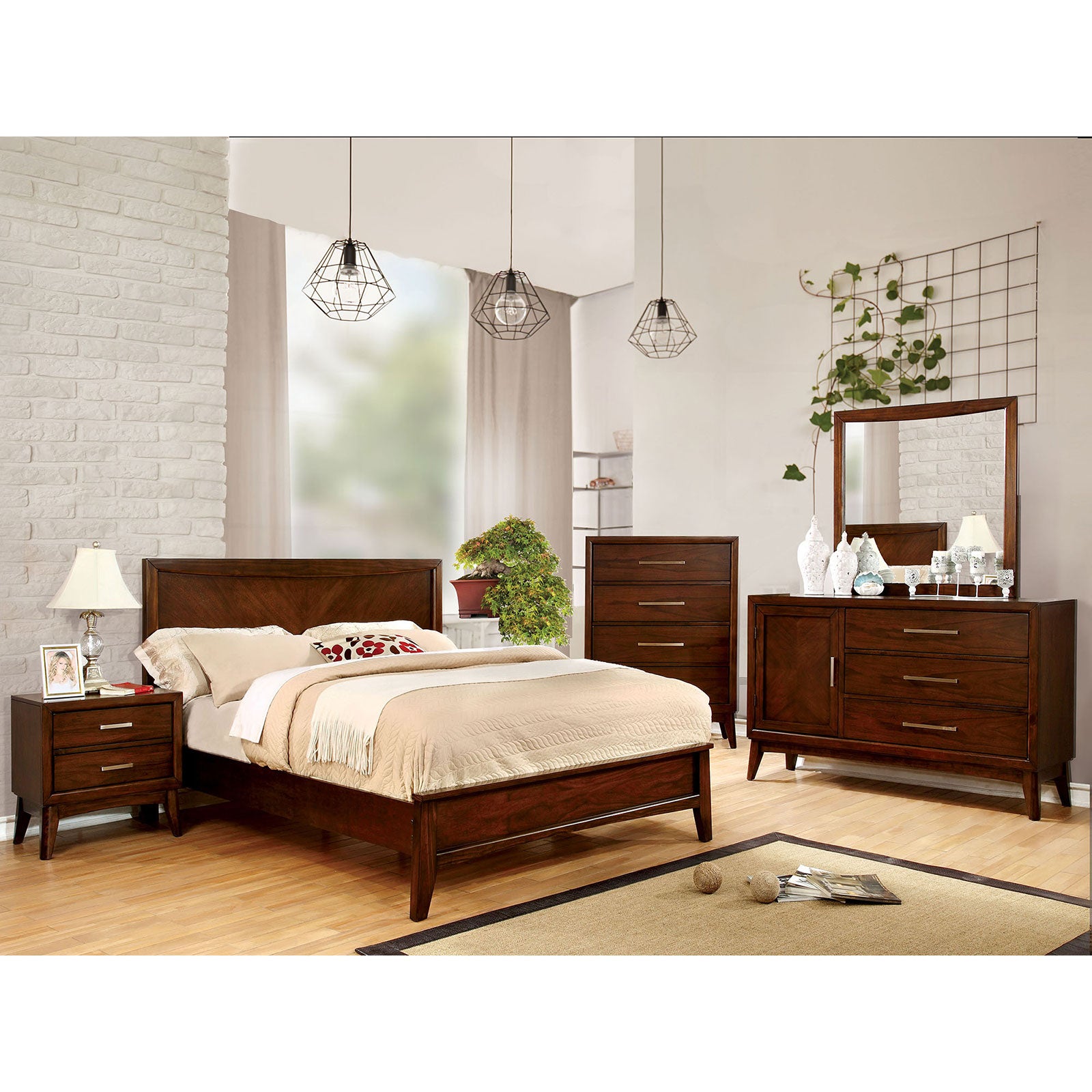 SNYDER Brown Cherry 4 Pc. Queen Bedroom Set image